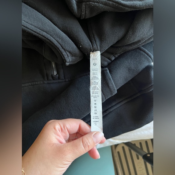 Lululemon Scuba Oversized Half-Zip Hoodie - Picture 7 of 7